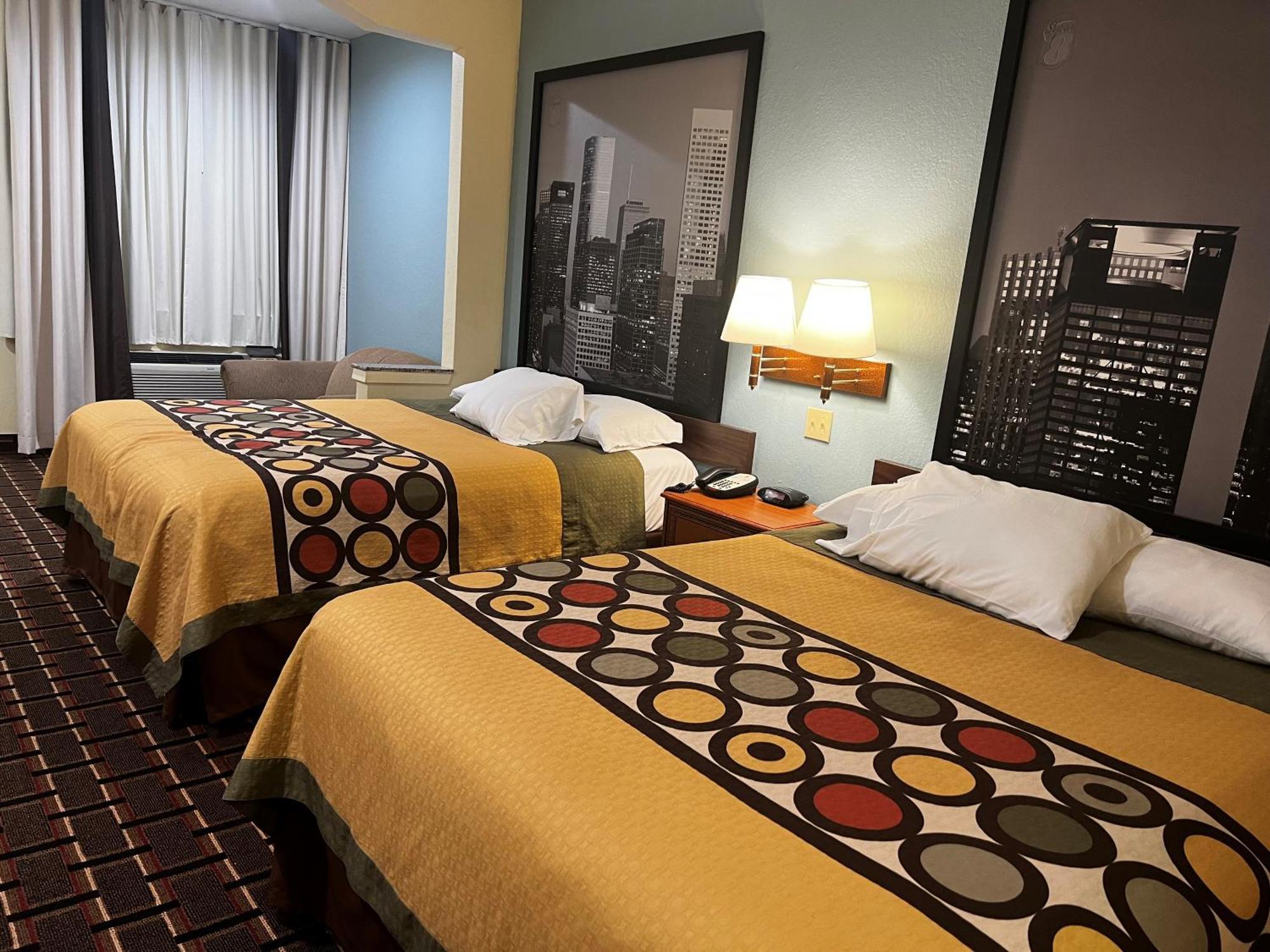 Super 8 By Wyndham Stafford Sugarland Area Hotel Bagian luar foto