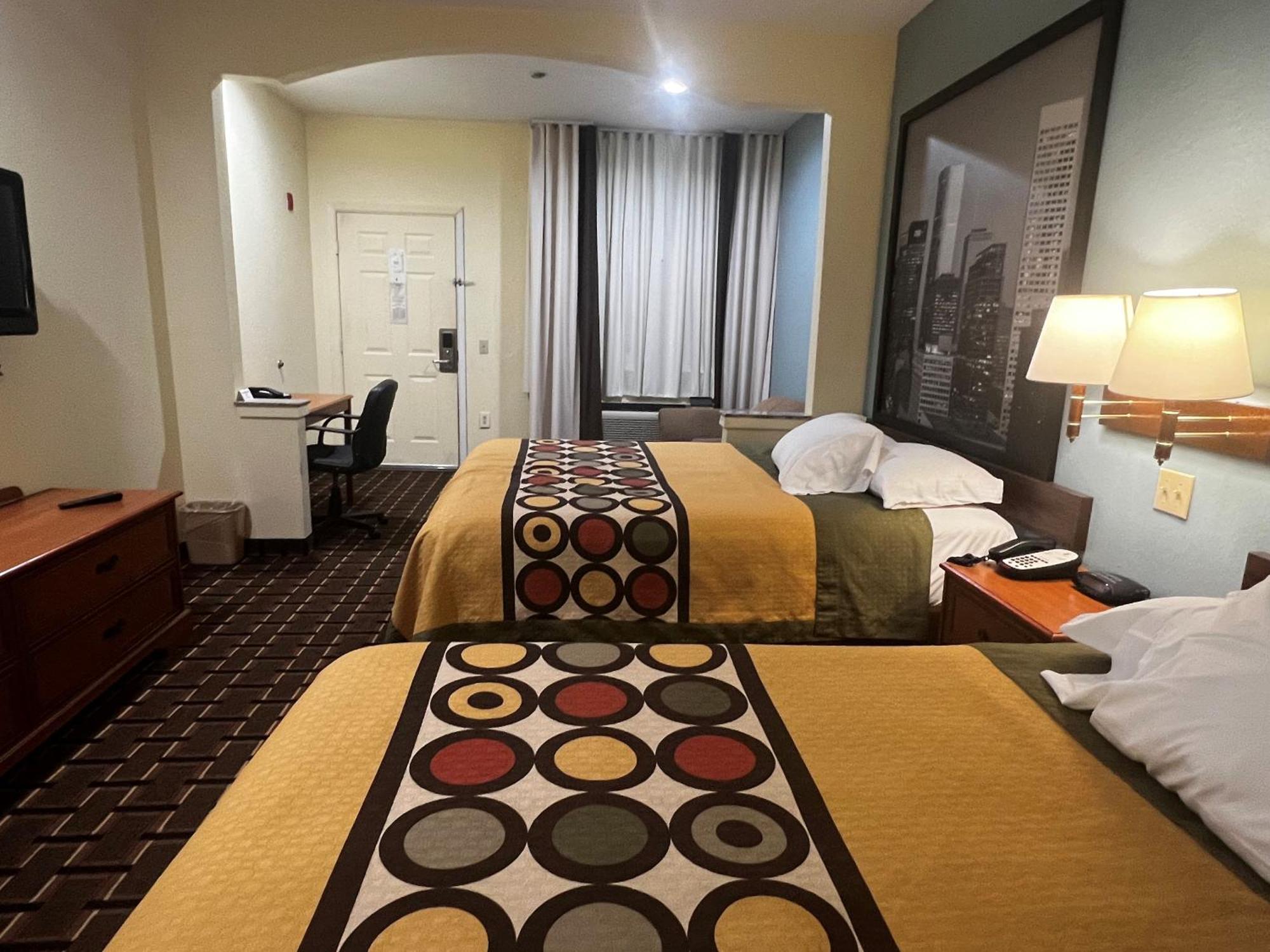 Super 8 By Wyndham Stafford Sugarland Area Hotel Bagian luar foto