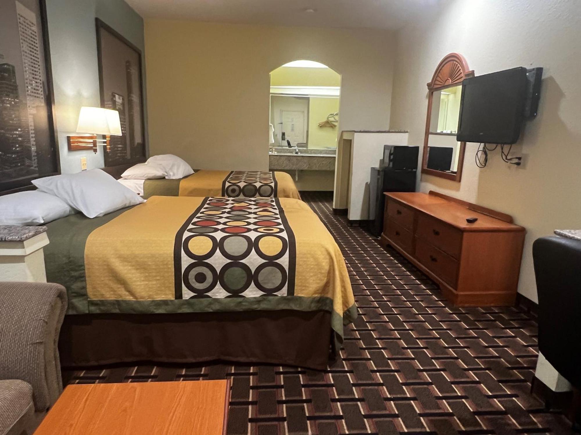Super 8 By Wyndham Stafford Sugarland Area Hotel Bagian luar foto